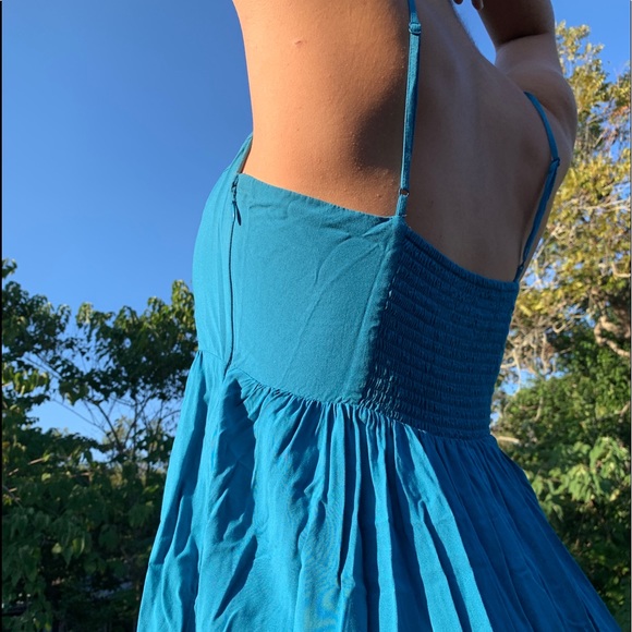 Beautiful Old Navy Dress! - Picture 4 of 6